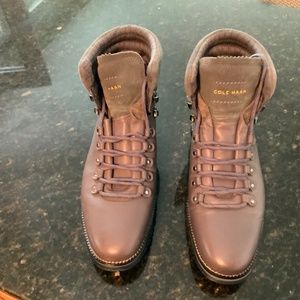 Cole Haan Men’s size 10.5 ZEROGRAND Waterproof Hiker Boot